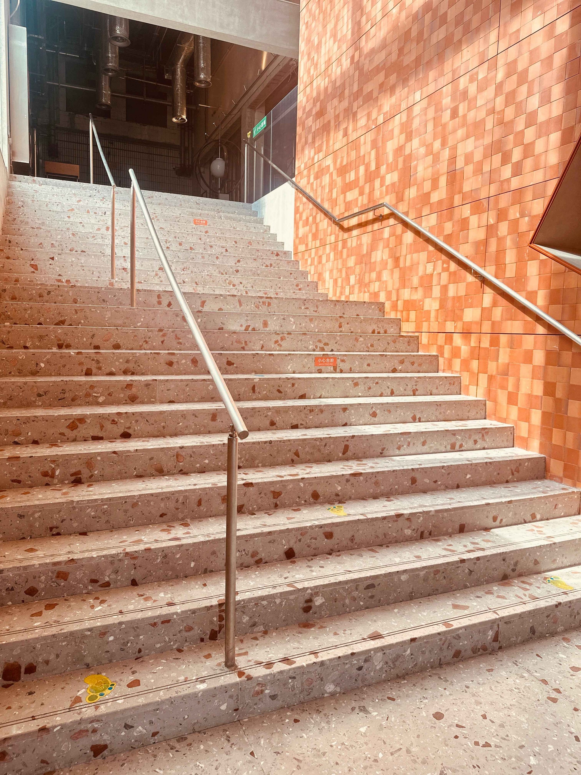 Handcrafted Red Brick Aggregate Flooring | ML-OT078 丨Mosaic Large Aggregate Terrazzo