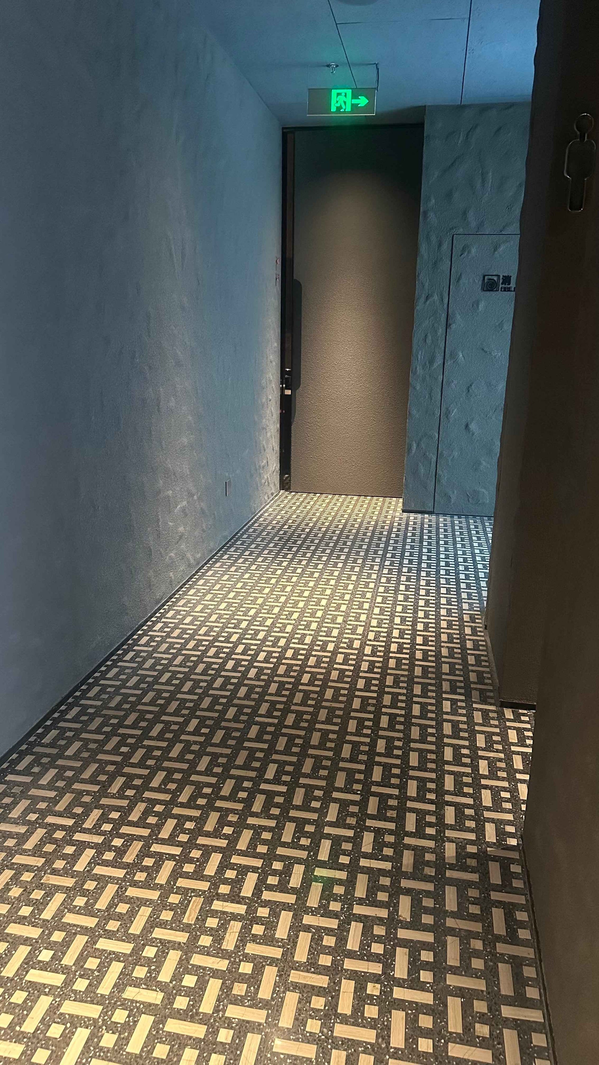 Handcrafted White Marble Aggregate Flooring | ML-OT008 丨Mosaic Large Aggregate Terrazzo