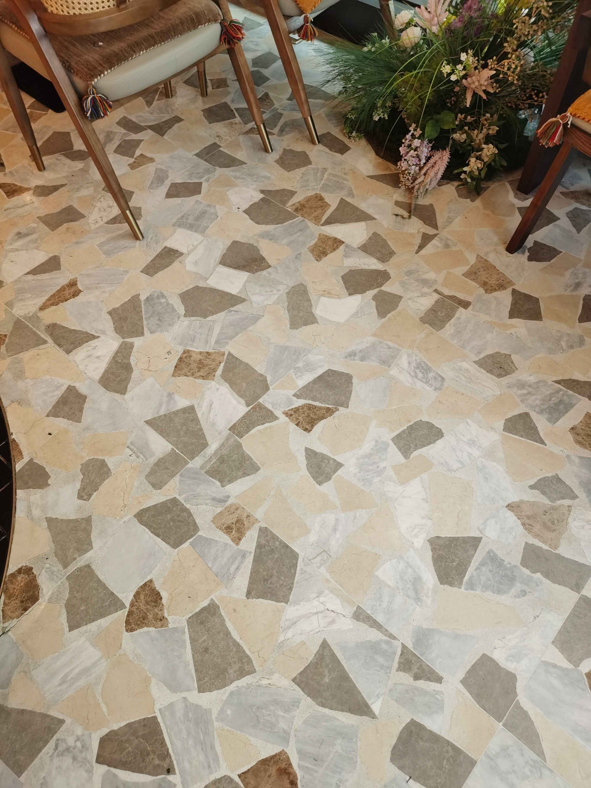 Warm White &amp; Yellow Marble Mosaic Floors | ML-OT023 丨Mosaic Large Aggregate Terrazzo