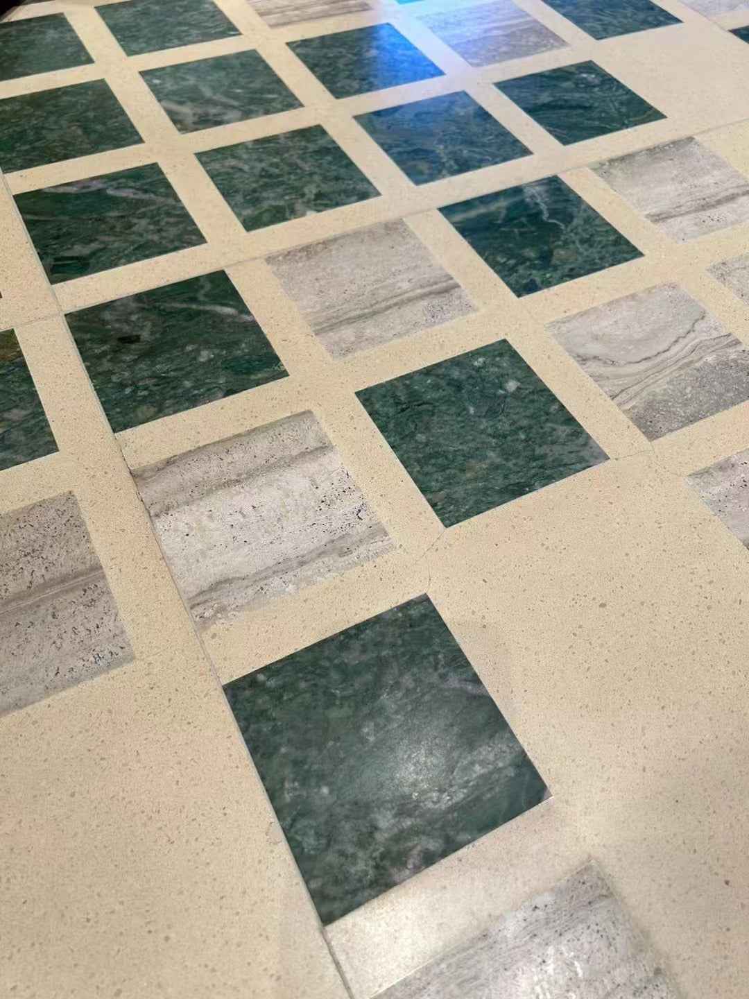 White Woodgrain & Green Marble Mosaic Panels | ML-OT054 丨Mosaic Large Aggregate Terrazzo
